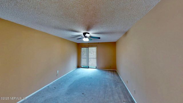 8777 COMO LAKE Drive, Jacksonville, FL 32256