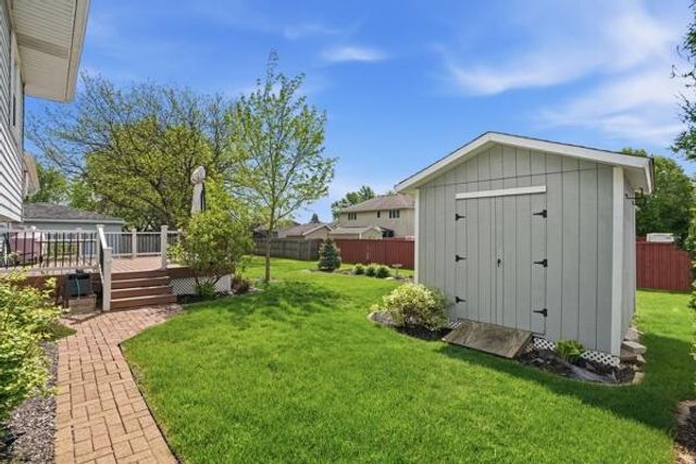 1547 W 99th Avenue, Crown Point, IN 46307