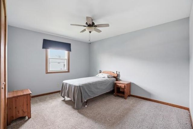 1547 W 99th Avenue, Crown Point, IN 46307