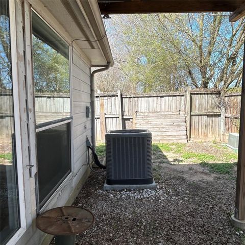 7612 Goudin Drive, Houston, TX 77489