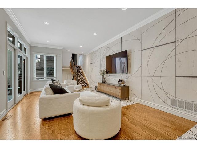 117 Jackson St, Denver, CO 80206
