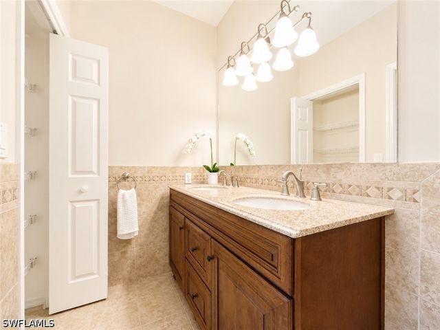 3431 Pointe Creek CT 104, Bonita Springs, FL 34134