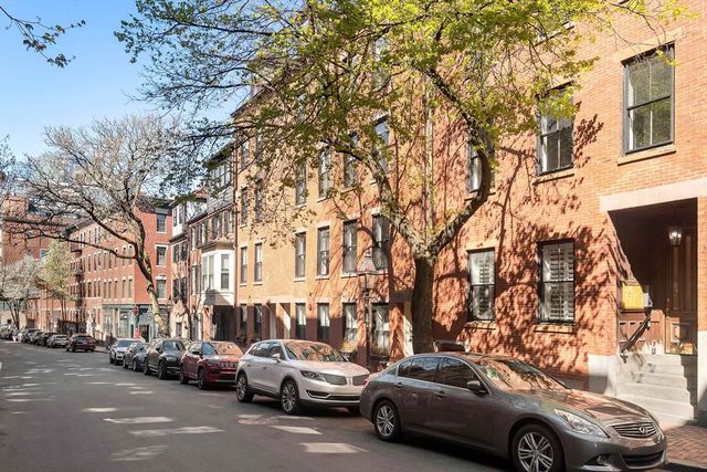 63 W Cedar St 2, Boston, MA 02114