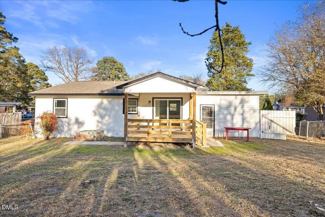 2710 Academy Street, Sanford, NC 27332