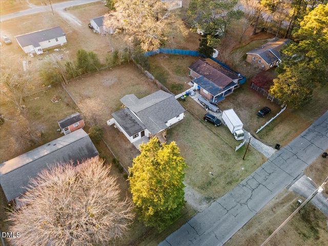 2710 Academy Street, Sanford, NC 27332
