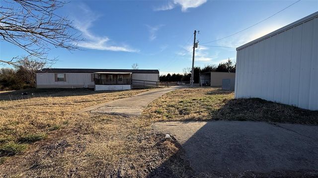 3000 E Walnut Street, Tecumseh, OK 74873