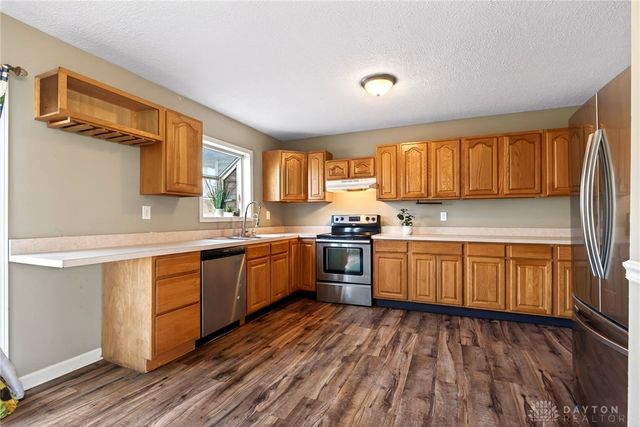 2390 Old Selma Road, Springfield, OH 45505