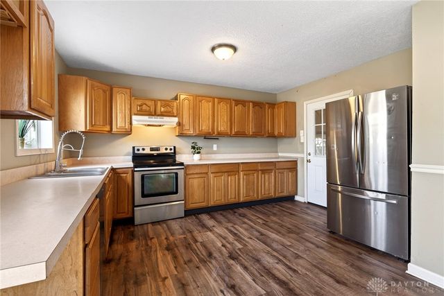 2390 Old Selma Road, Springfield, OH 45505