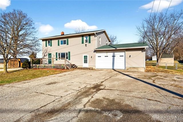 2390 Old Selma Road, Springfield, OH 45505