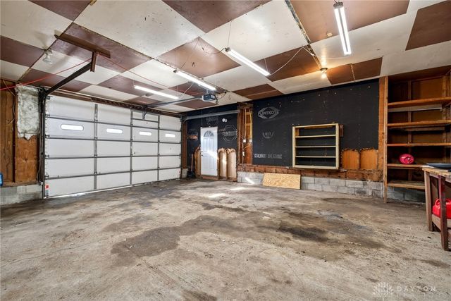 2390 Old Selma Road, Springfield, OH 45505