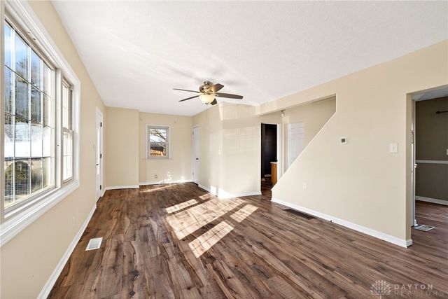 2390 Old Selma Road, Springfield, OH 45505