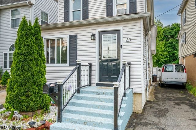 47 Maple St, South River Boro, NJ 08882