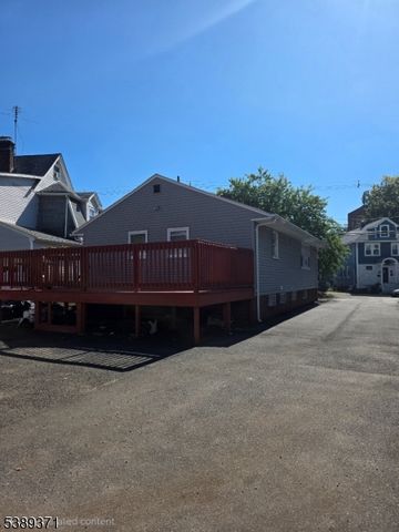 807 Canton St, Elizabeth City, NJ 07202