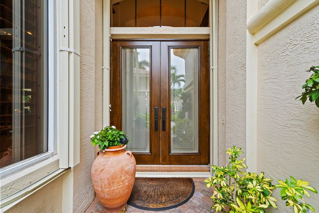 117 Esperanza Way, Palm Beach Gardens, FL 33418