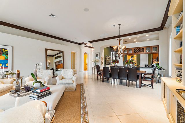 117 Esperanza Way, Palm Beach Gardens, FL 33418