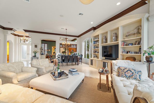 117 Esperanza Way, Palm Beach Gardens, FL 33418