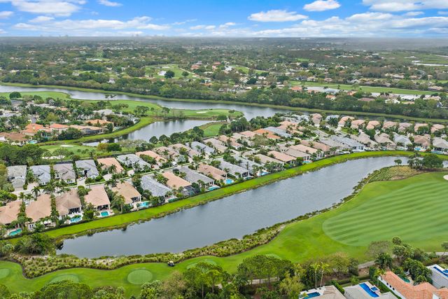 117 Esperanza Way, Palm Beach Gardens, FL 33418