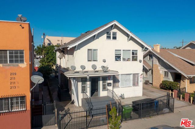 205 W Vernon Avenue, Los Angeles, CA 90037