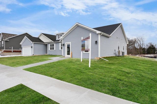 1425 S Page Street, Stoughton, WI 53589