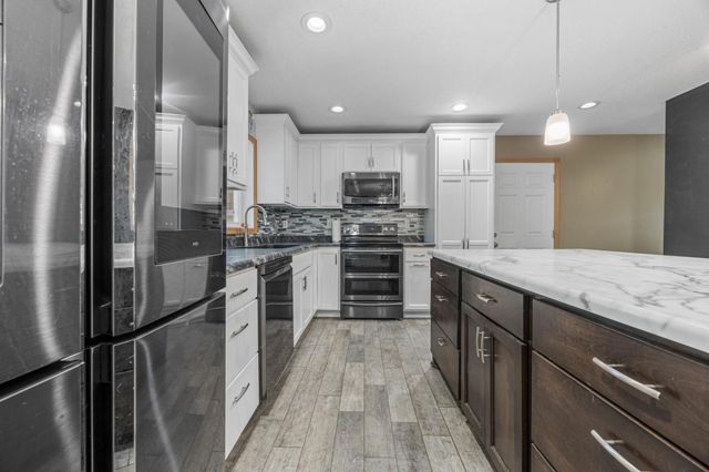 23273 Rus Dic Circle, Fergus Falls, MN 56537