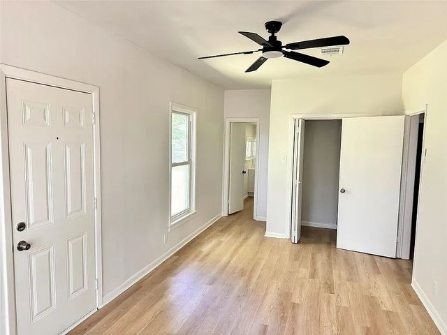 1421 S Scullin Avenue, Denison, TX 75020