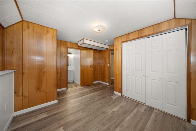 4105 E Center Rd, Mead, WA 99021