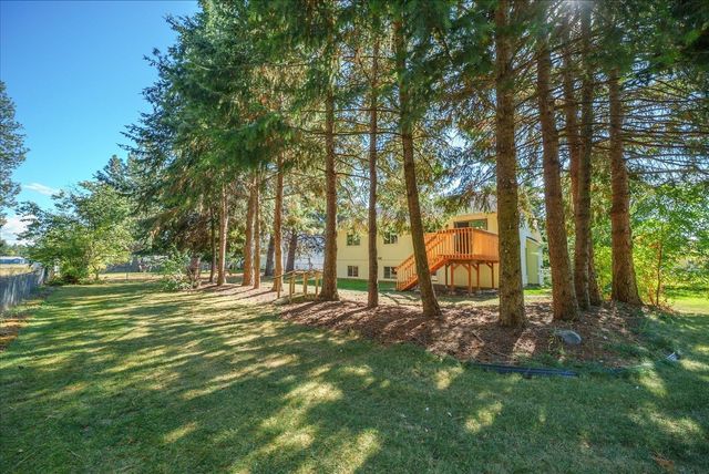4105 E Center Rd, Mead, WA 99021