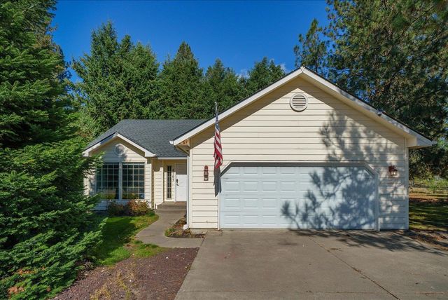 4105 E Center Rd, Mead, WA 99021