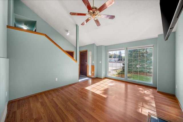4105 E Center Rd, Mead, WA 99021