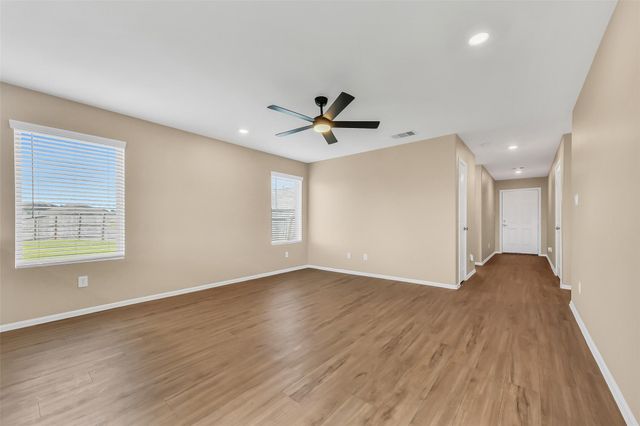 521 Maple Bend Lane, La Marque, TX 77568