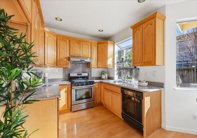 1287 Hazlett Court, San Jose, CA 95131