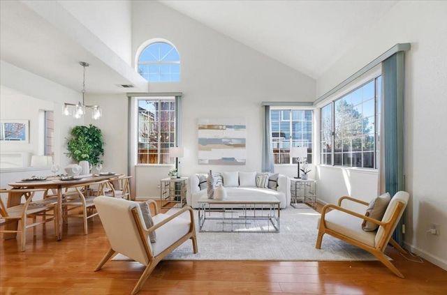 1287 Hazlett Court, San Jose, CA 95131