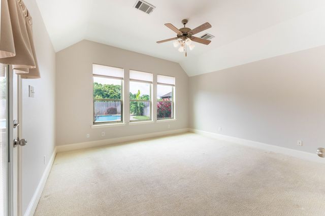 1722 Clydesdale Court, Rowlett, TX 75088