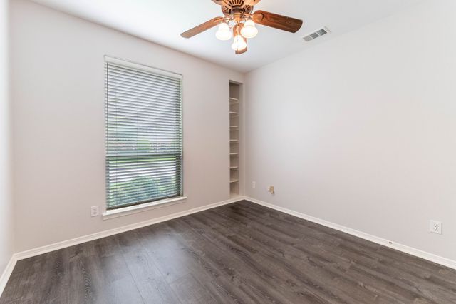 1722 Clydesdale Court, Rowlett, TX 75088