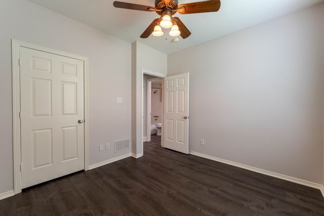 1722 Clydesdale Court, Rowlett, TX 75088