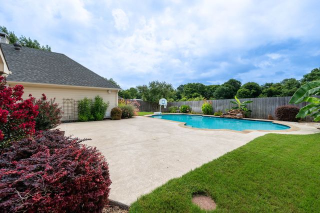 1722 Clydesdale Court, Rowlett, TX 75088