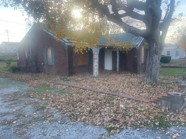 506 15th Ave, W, Springfield, TN 37172