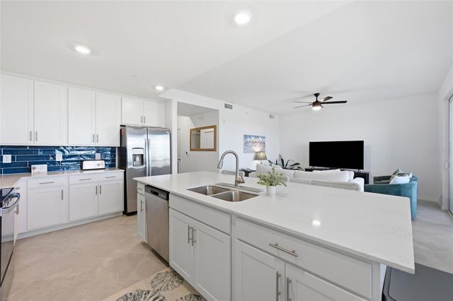 17595 OPAL SAND DRIVE 302, Venice, FL 34293