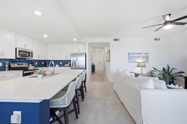 17595 OPAL SAND DRIVE 302, Venice, FL 34293