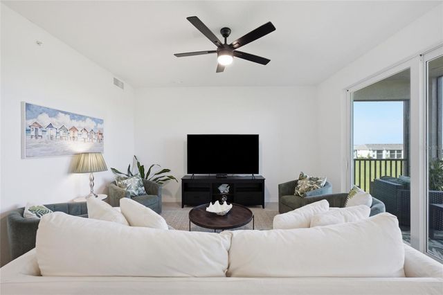 17595 OPAL SAND DRIVE 302, Venice, FL 34293
