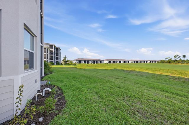 17595 OPAL SAND DRIVE 302, Venice, FL 34293