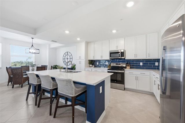17595 OPAL SAND DRIVE 302, Venice, FL 34293