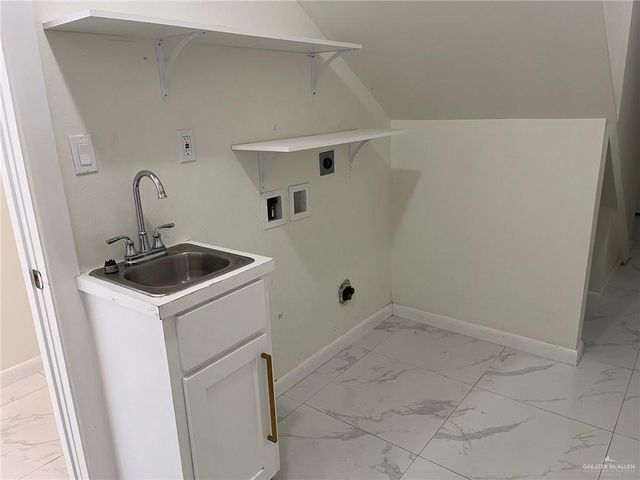 2431 Summer Breeze Street, Mission, TX 78572