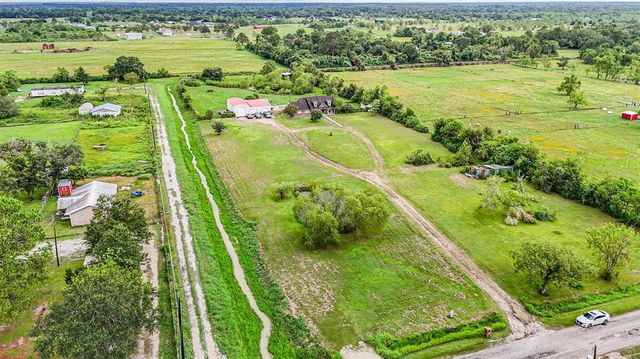 5189 Wickwillow Lane, Alvin, TX 77511
