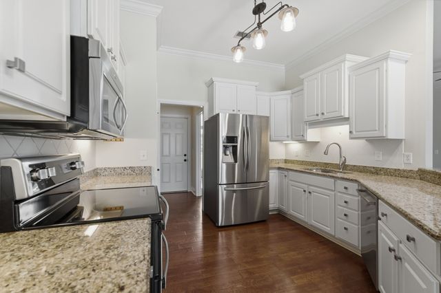 102 Copperas Ct, Murfreesboro, TN 37128