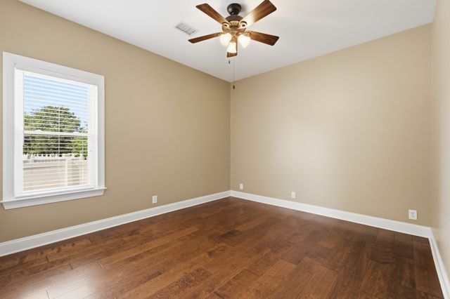 102 Copperas Ct, Murfreesboro, TN 37128