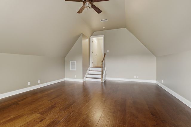 102 Copperas Ct, Murfreesboro, TN 37128