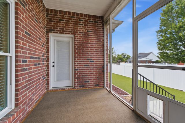 102 Copperas Ct, Murfreesboro, TN 37128