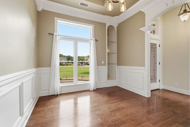 102 Copperas Ct, Murfreesboro, TN 37128