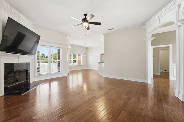 102 Copperas Ct, Murfreesboro, TN 37128